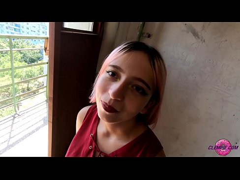 ❤️ Sensual student thith një të huaj në pjesën e jashtme - sperma në fytyrën e tij ️  Seks në pornografi sq.shufflesex-com.ru